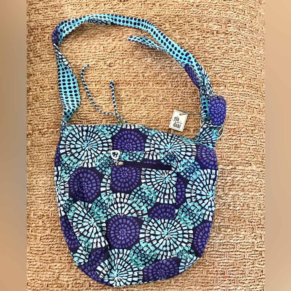 Gia & Dani Gigi Hill Collection Reversible Bucket crossbody bag NWT